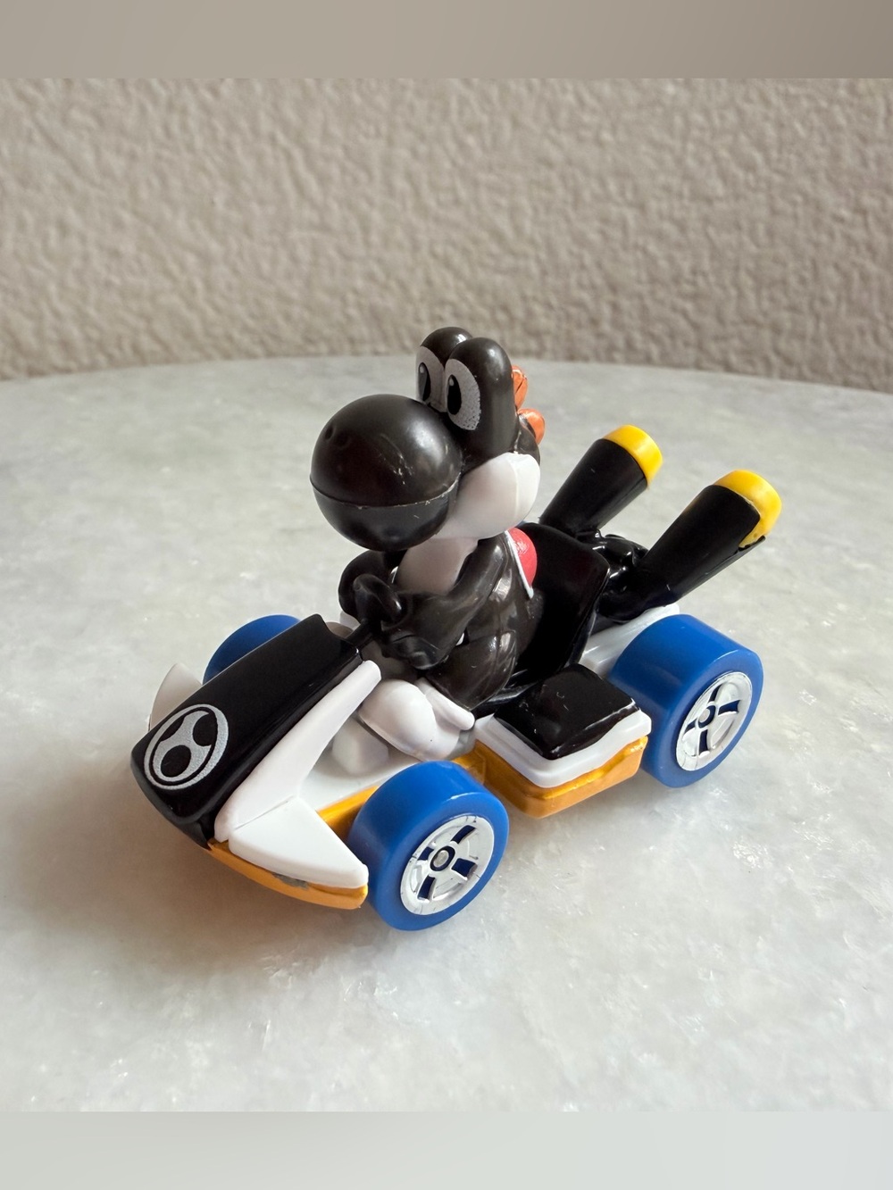 Black Yoshi Mario Kart Hot Wheels Toy Car - Kids Racing Figure